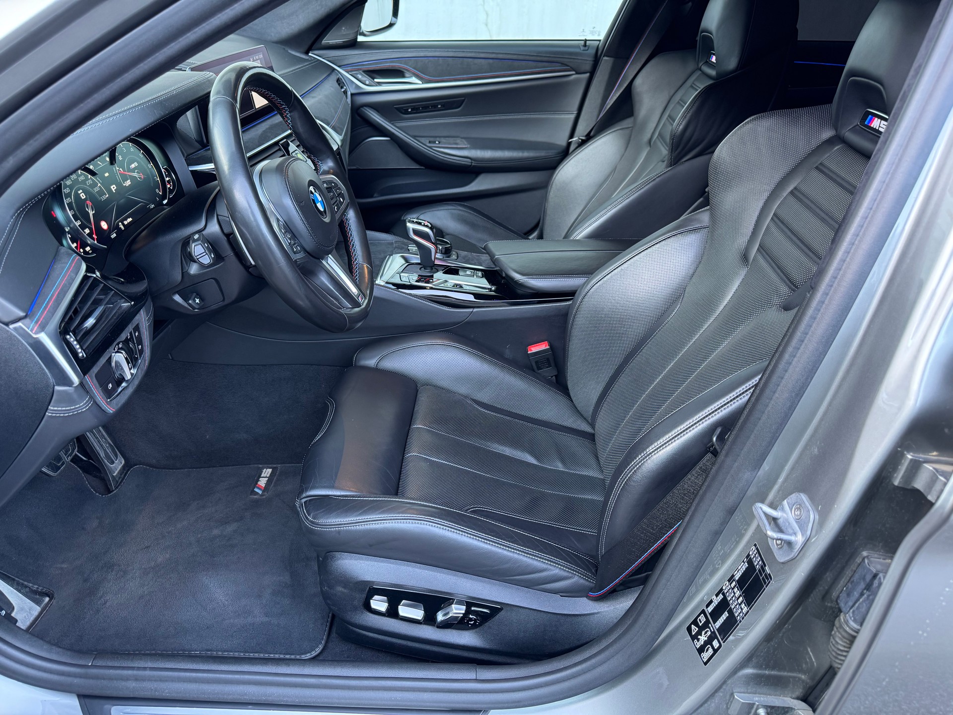 BMW M5 xDrive Competition Drivelogic-image-8