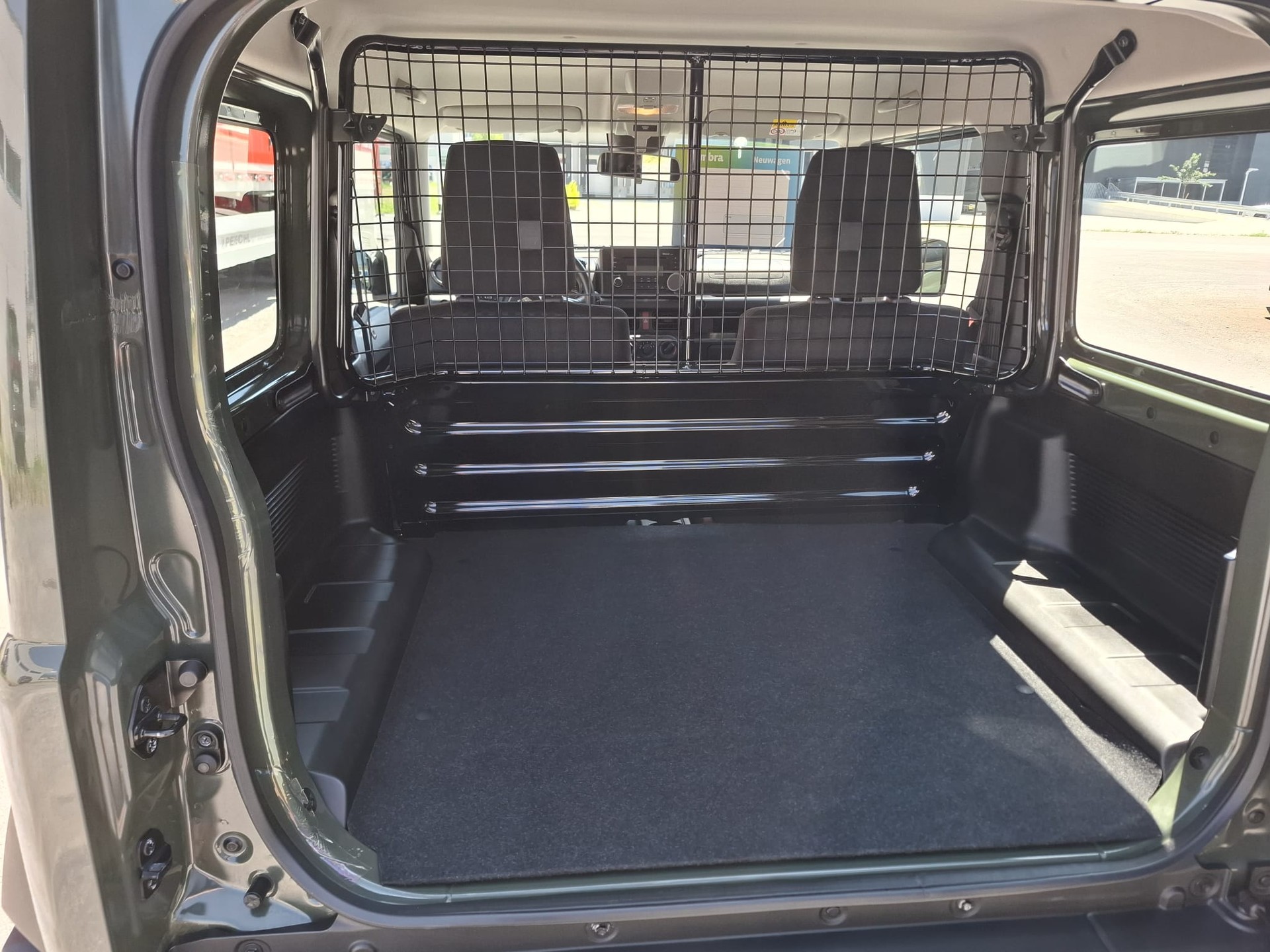 SUZUKI Jimny 1.5 Compact+ 4x4-image-7