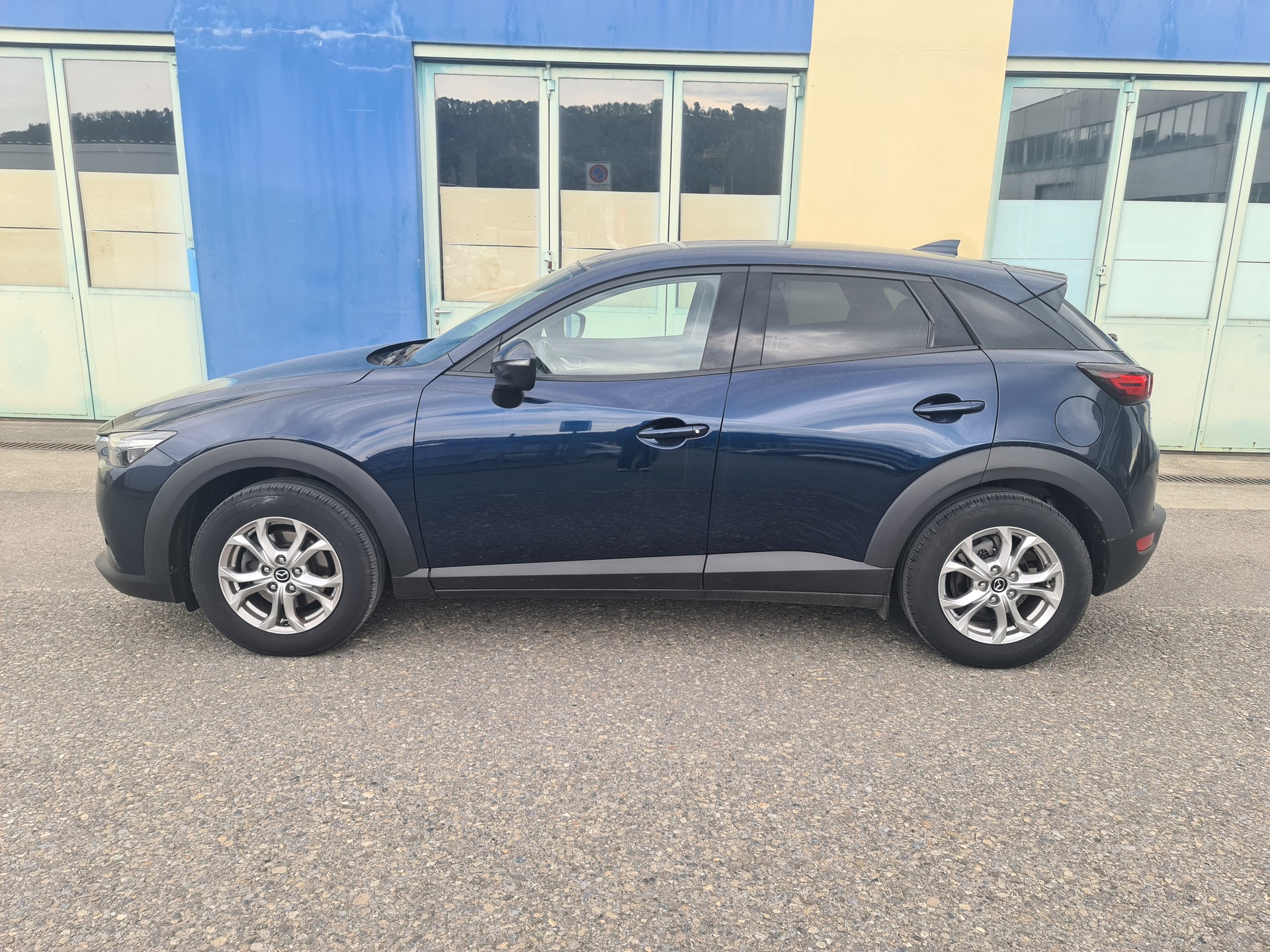 MAZDA CX-3 SKYACTIV-G 121 Revolution FWD-image-5
