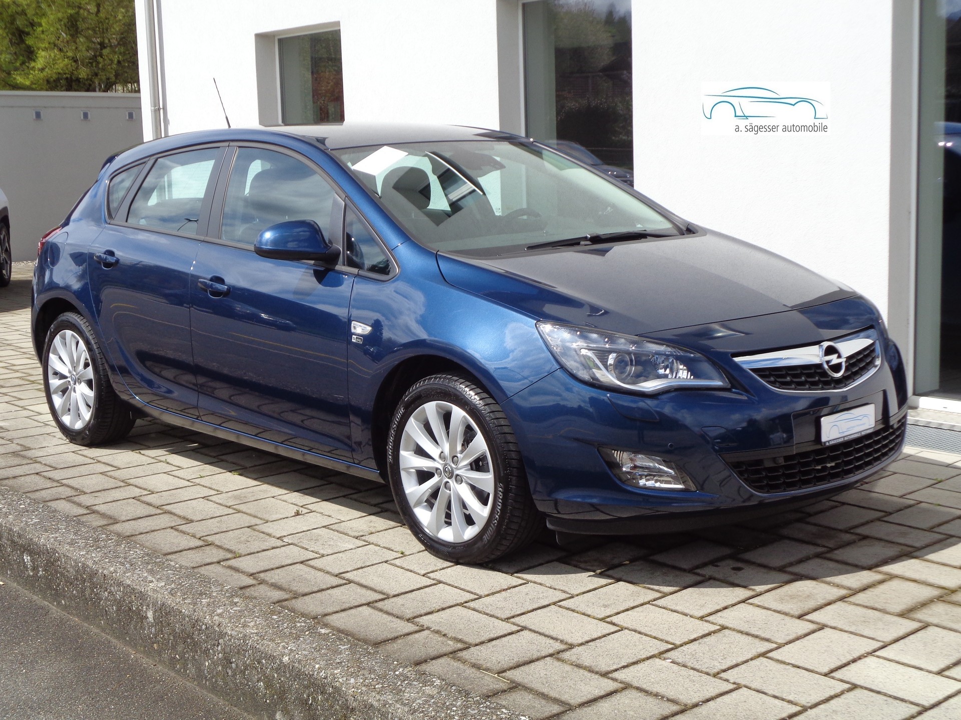 OPEL Astra 1.4i 16V Turbo Anniversary Edition