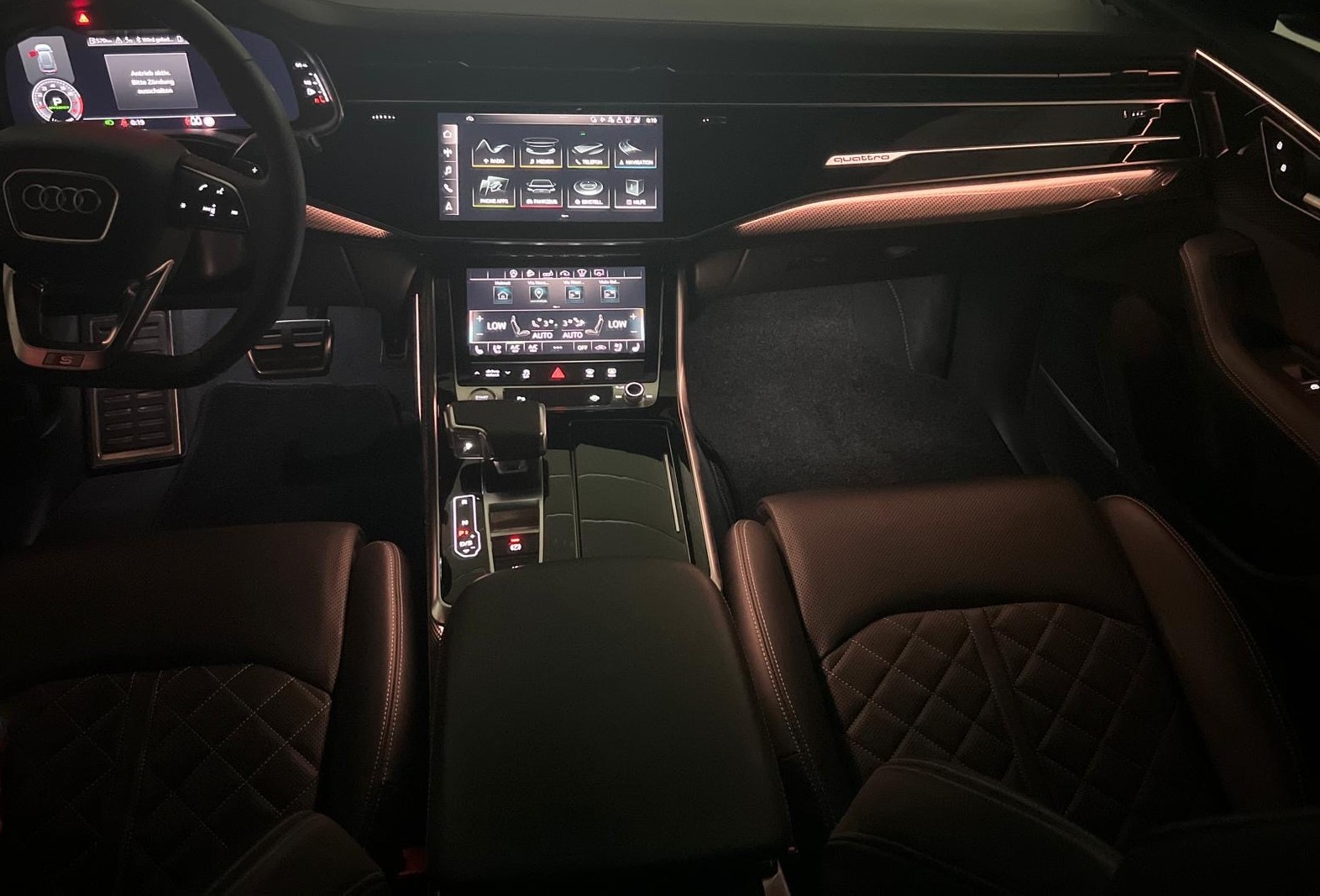 AUDI Q8 3.0 55 TFSI Black Edition quattro tiptronic, S-line, NP 160000-image-12