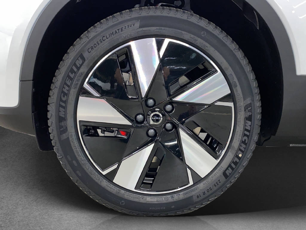 VOLVO C40 E80 Plus-image-13