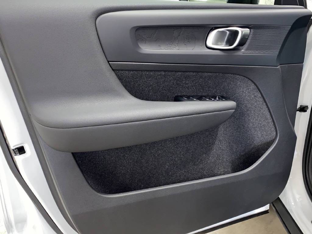 VOLVO C40 E80 Plus-image-10