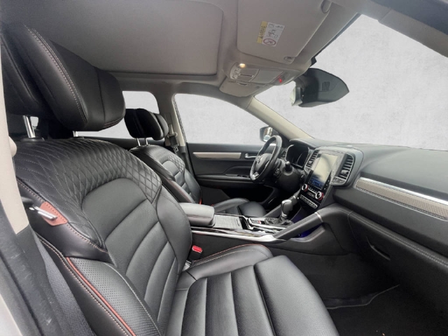 RENAULT Koleos Initiale Paris 2.0 Blue dCi-image-11