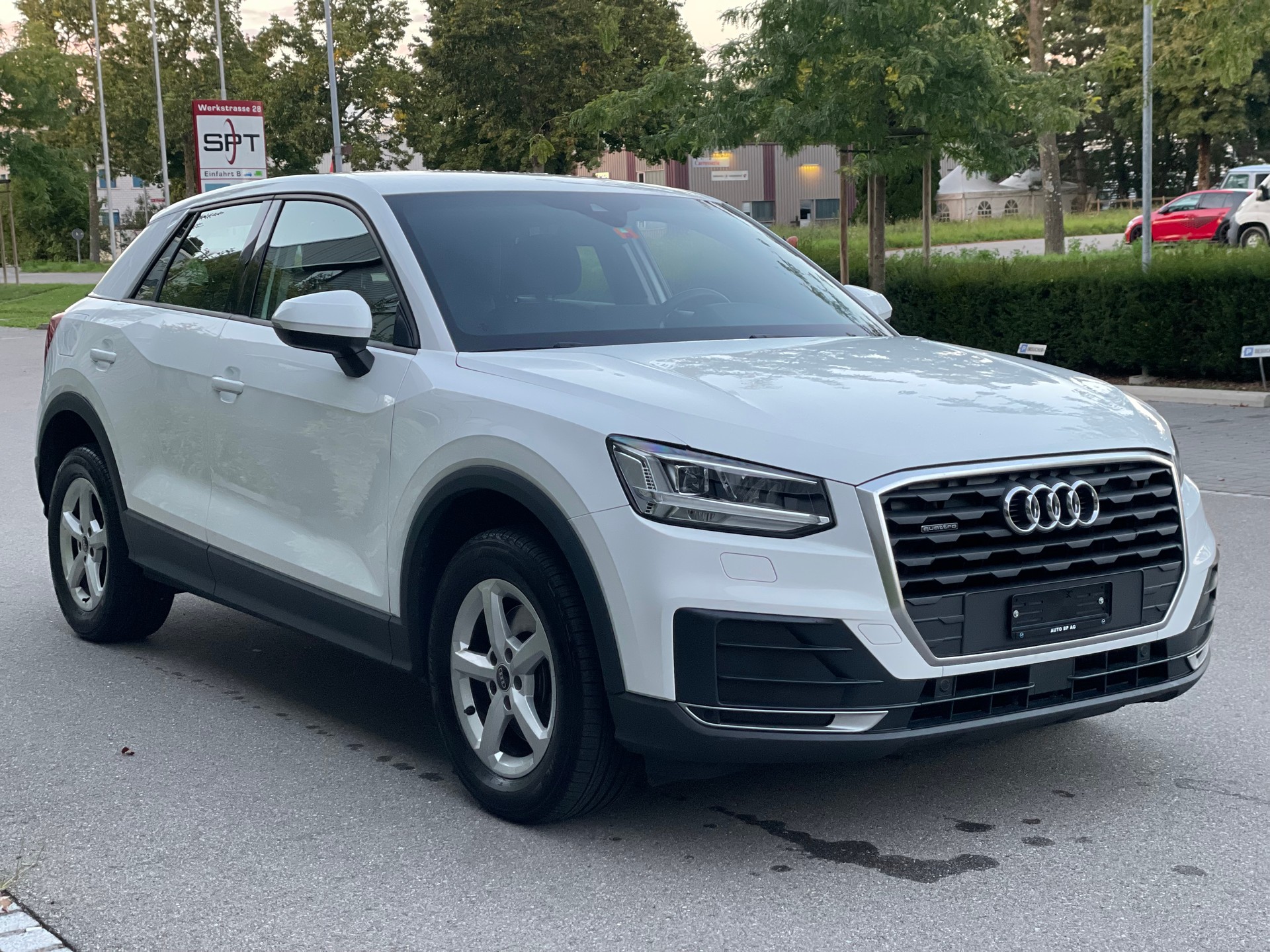 AUDI Q2 35 TDI Attraction quattro S-tronic-image-3