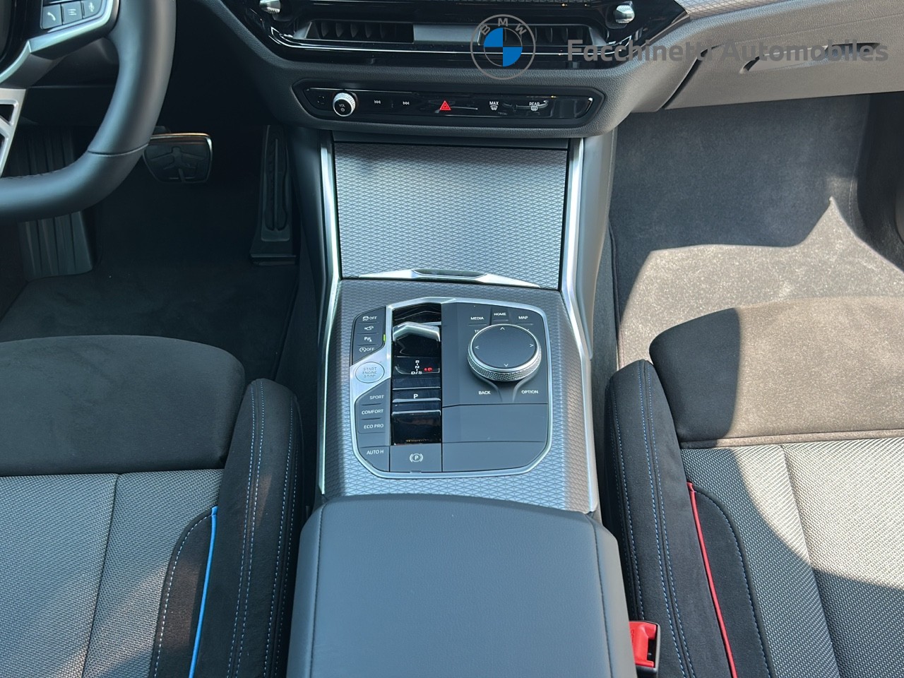 BMW 330i xDrive Steptronic M Sport Pro-image-15