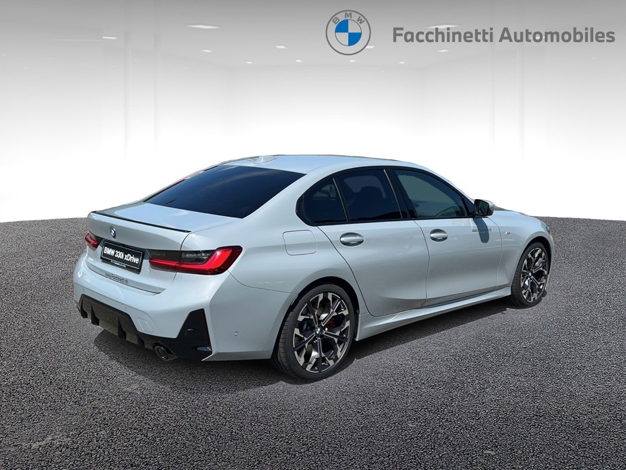 BMW 330i xDrive Steptronic M Sport Pro-image-4