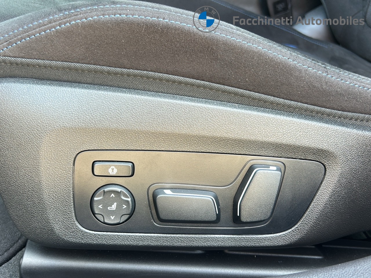BMW 330i xDrive Steptronic M Sport Pro-image-23