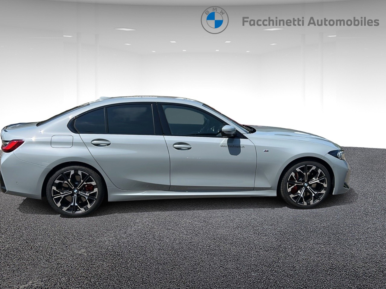 BMW 330i xDrive Steptronic M Sport Pro-image-5