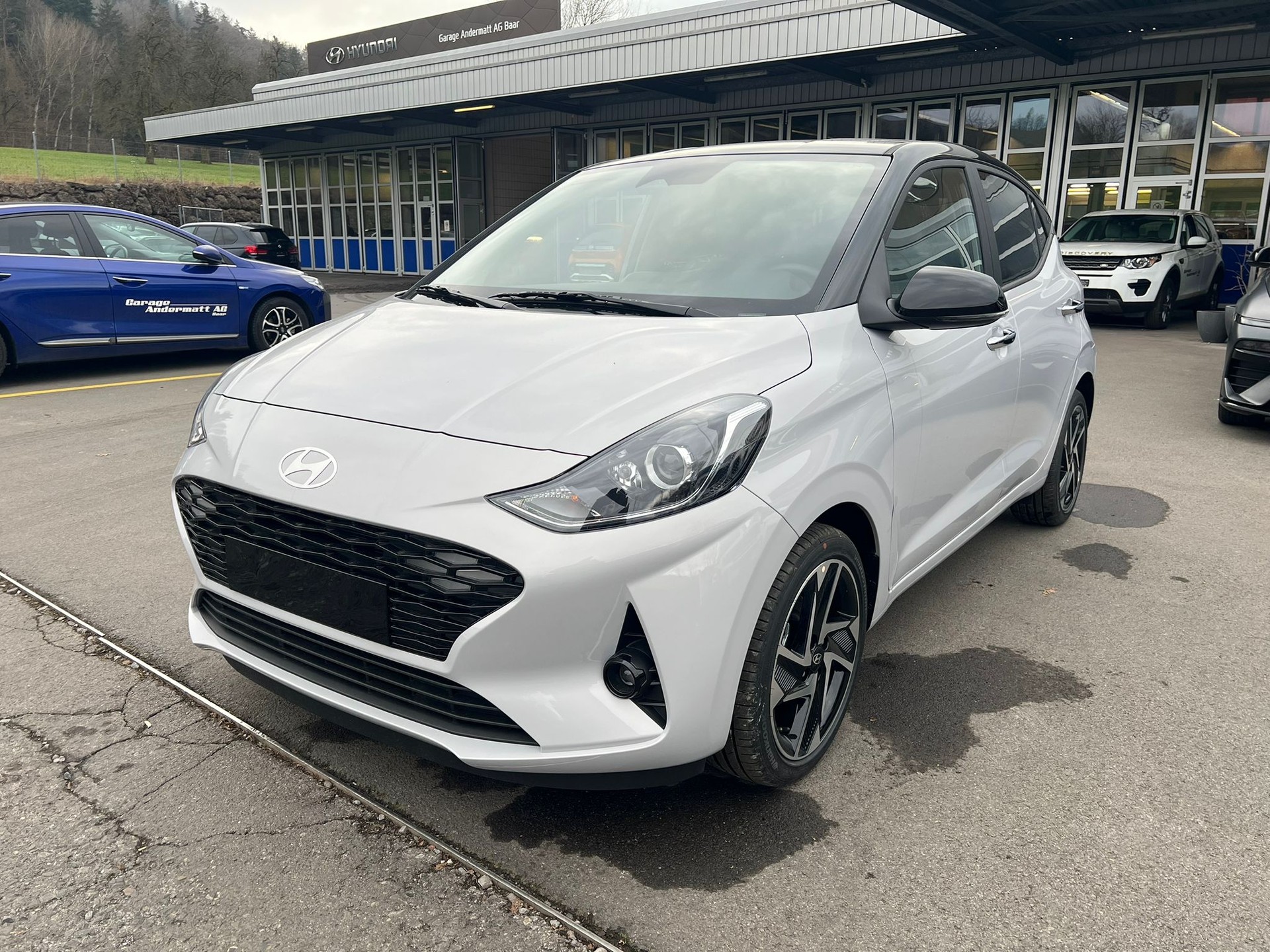 HYUNDAI i10 1.2 Vertex Aut.-image-2