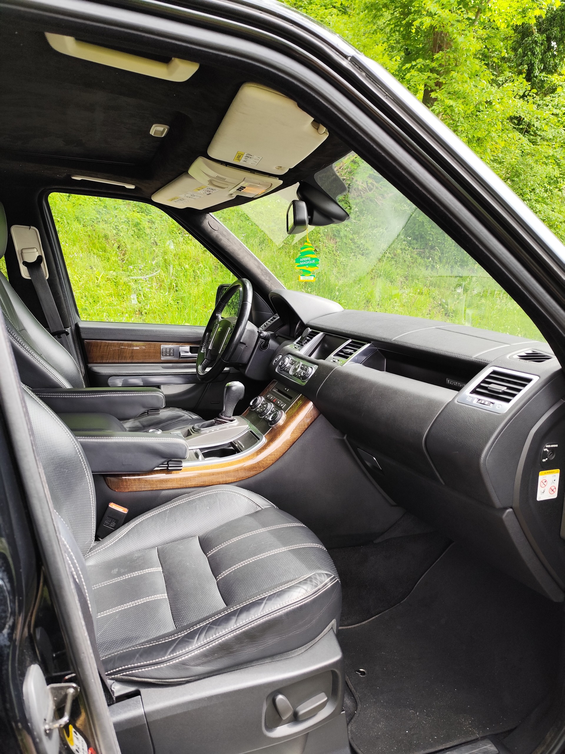 LAND ROVER Range Rover Sport 3.0 TDV6 HSE Automatic-image-4