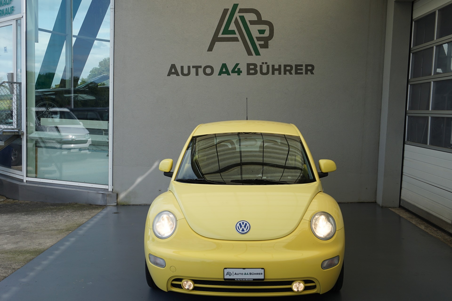 VW Beetle 2.0 Coupé 5-Gang-image-7