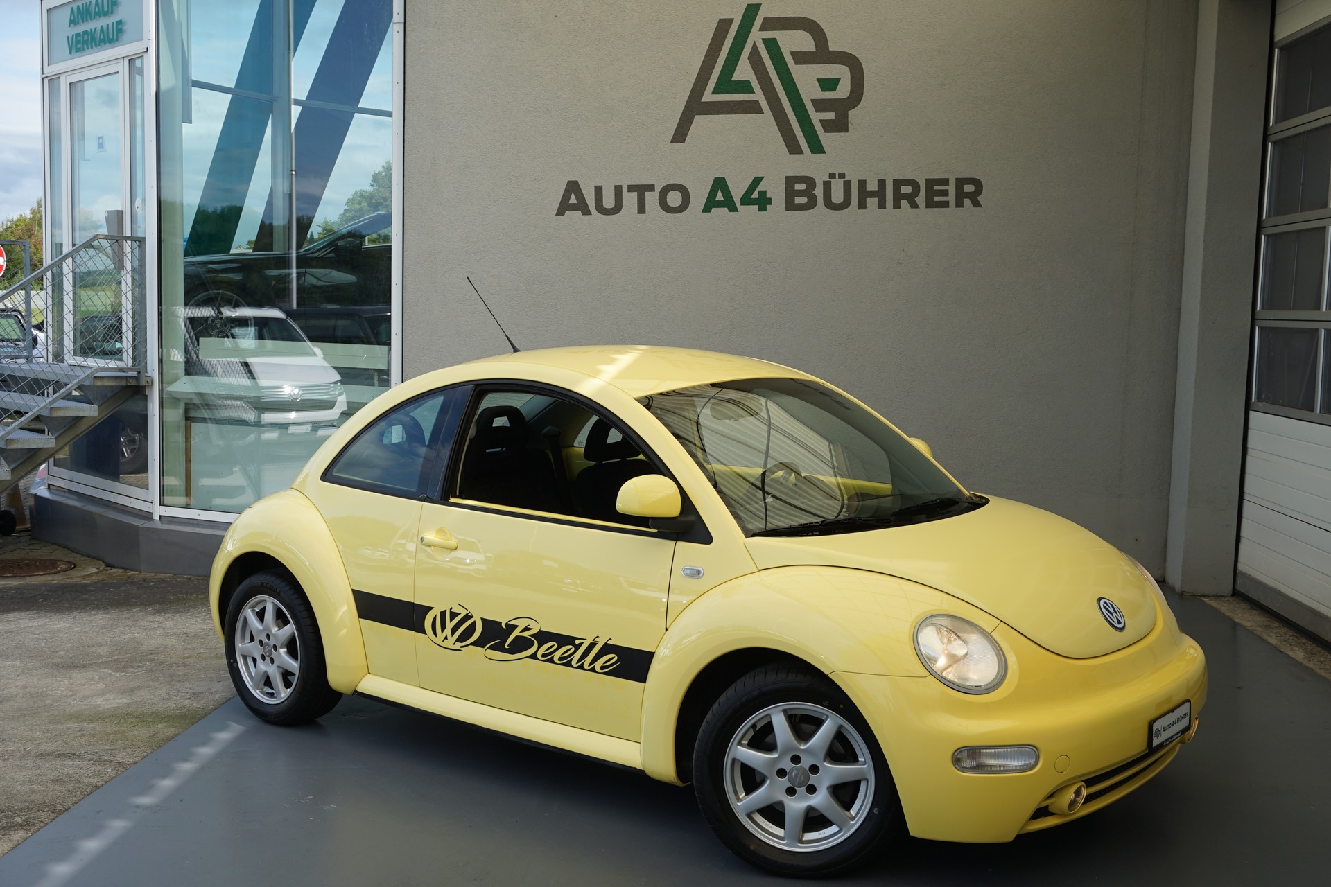 VW Beetle 2.0 Coupé 5-Gang-image-1