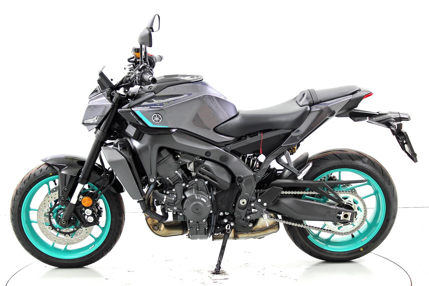 YAMAHA MT-09 Y-AMT ABS-image-4