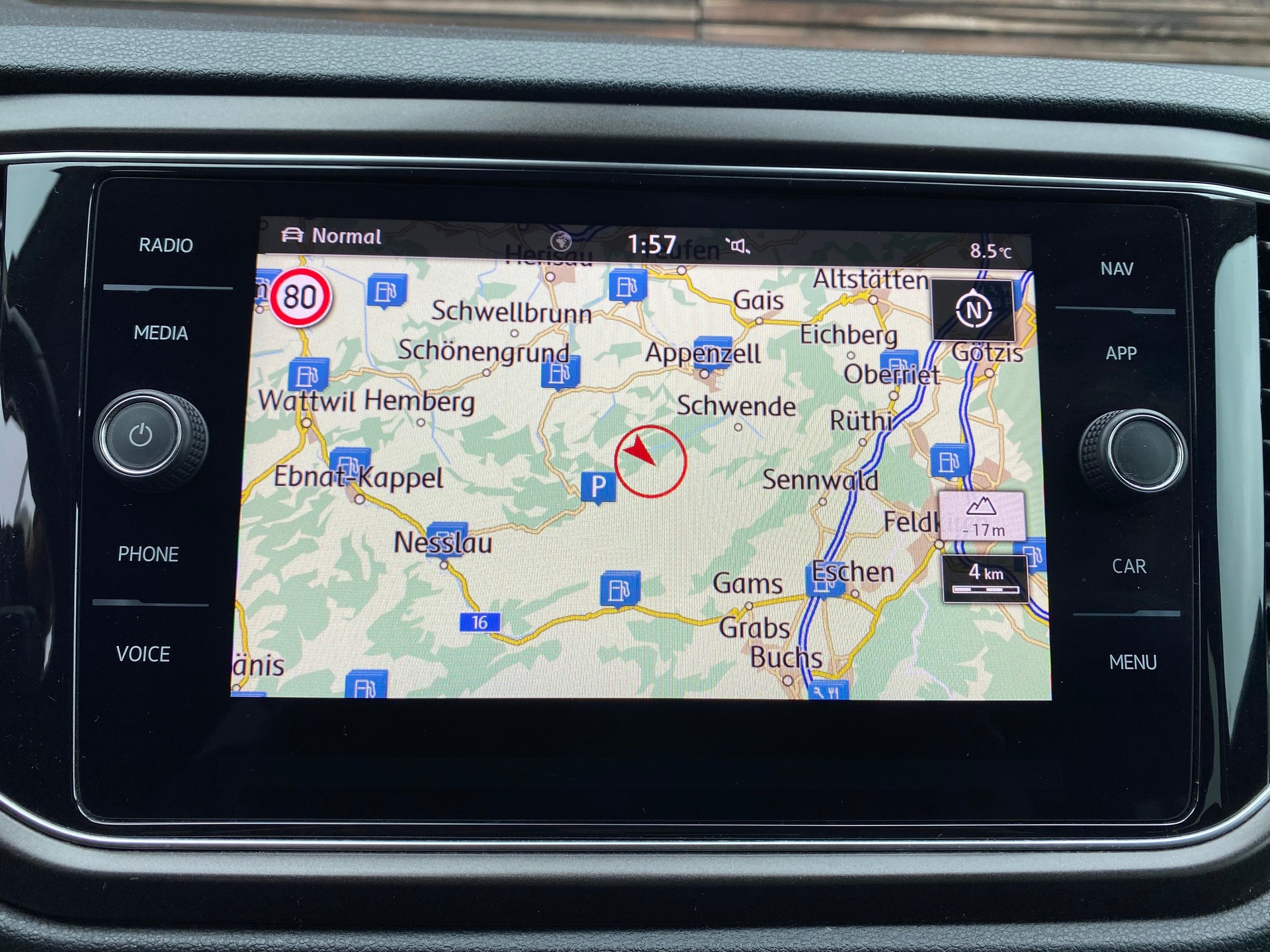 VW T-Roc 1.0 TSI Advance-image-7