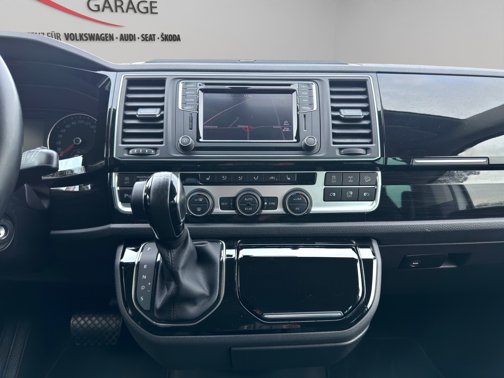 VW T6 Multivan 2.0 TDI 204 Highline DSG 4m-image-15