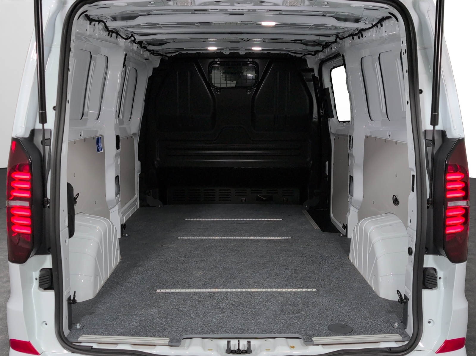 VW Transporter 2.0 TDI 4Motion Lang Automat-image-14