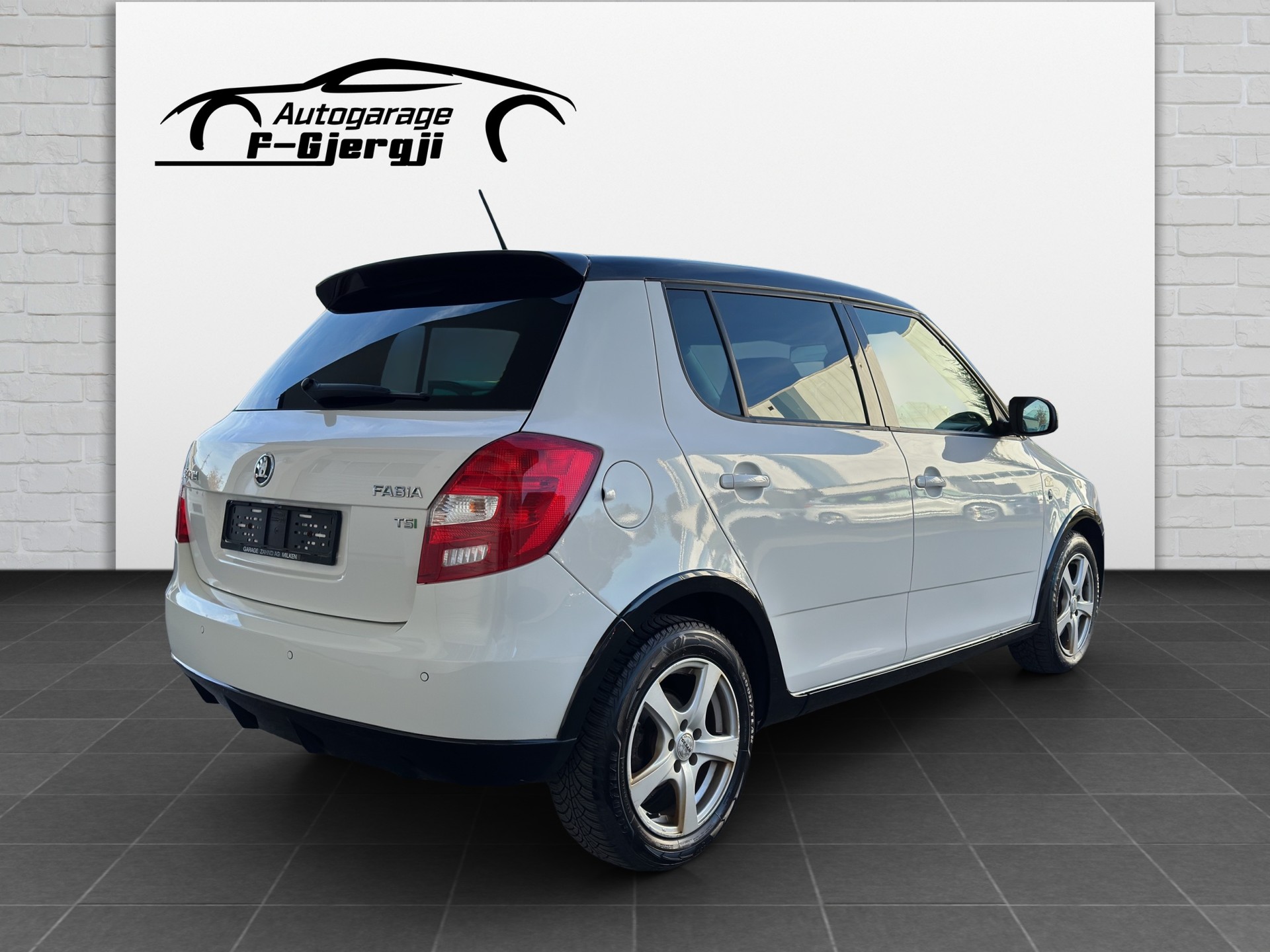 SKODA Fabia 1.2 TSI Monte Carlo-image-5