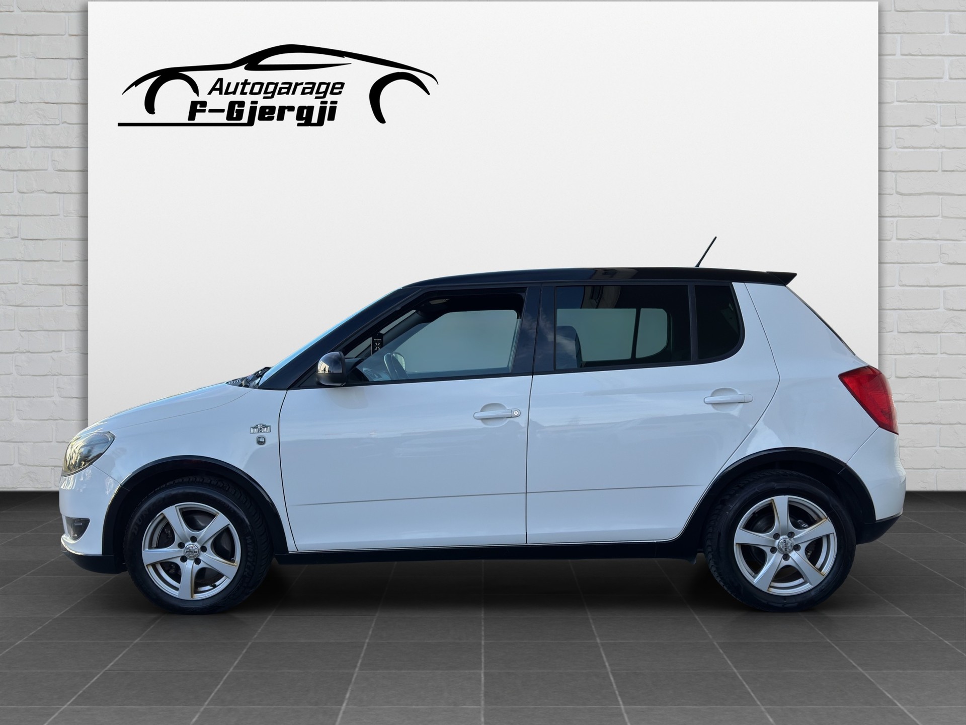 SKODA Fabia 1.2 TSI Monte Carlo-image-4