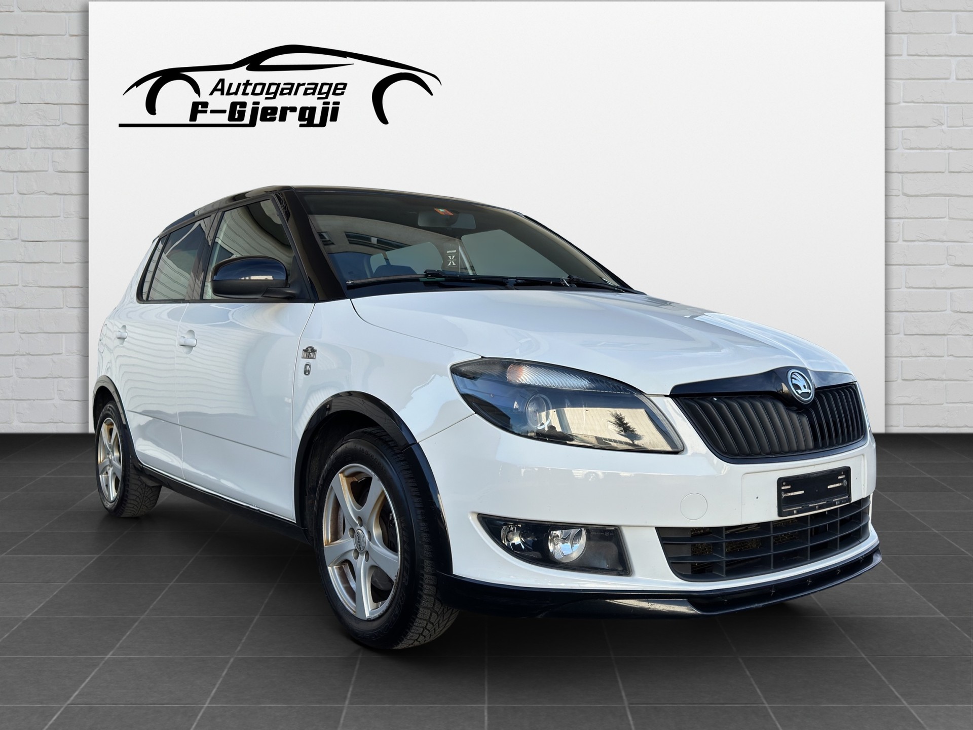 SKODA Fabia 1.2 TSI Monte Carlo-image-1