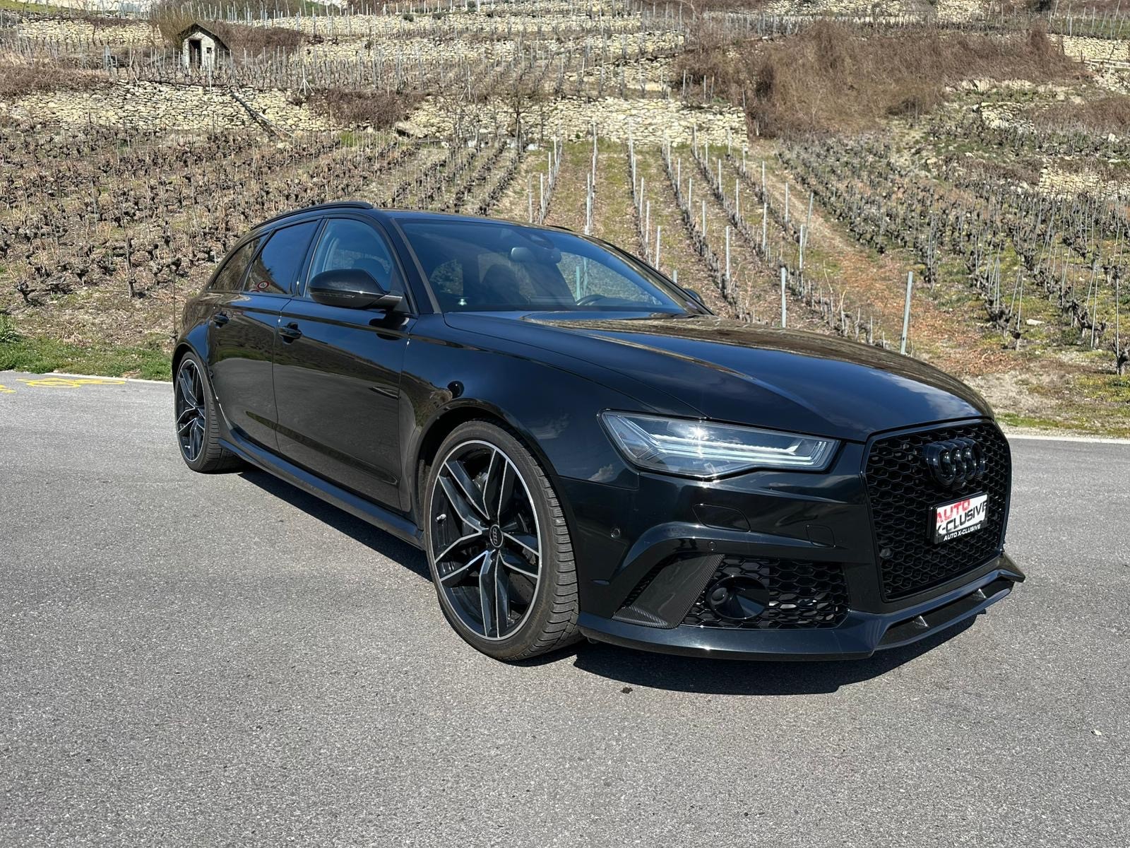 AUDI RS6 Avant 4.0 TFSI V8 performance quattro-image-1