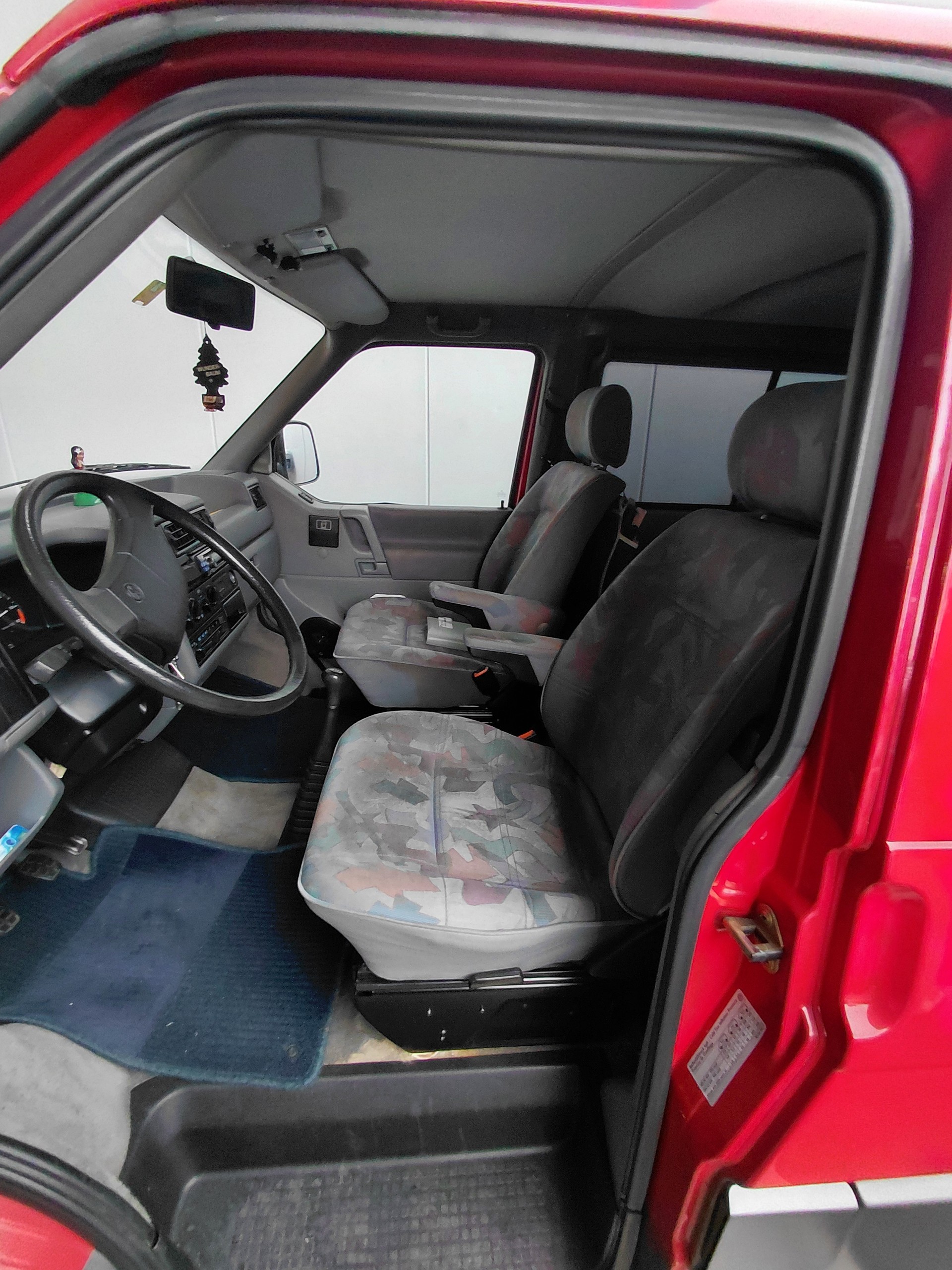 VW T4 Multivan 2.5 Allstar-image-7
