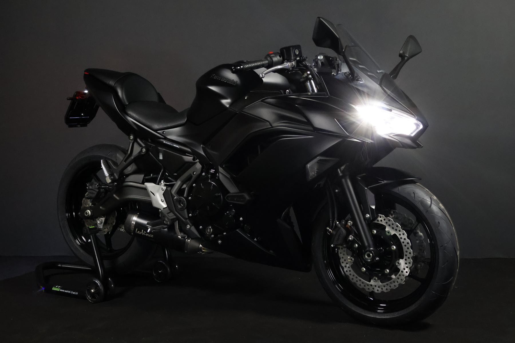 KAWASAKI Ninja 650 (50/35 KW) *Flat Edition* Level 3-showroom-element-1