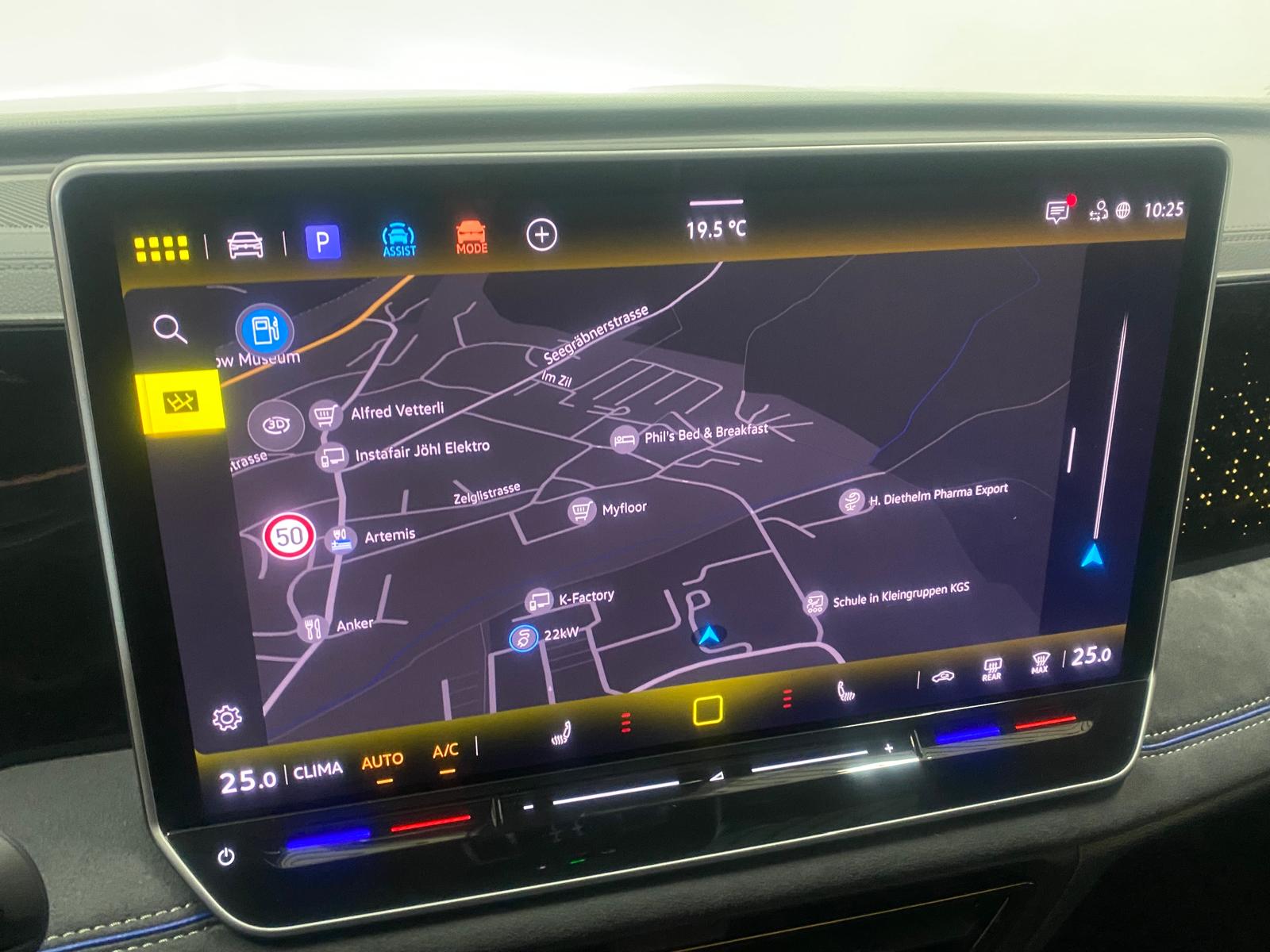 VW Tiguan 2.0 TSI DSG R-Line 4Motion-image-11