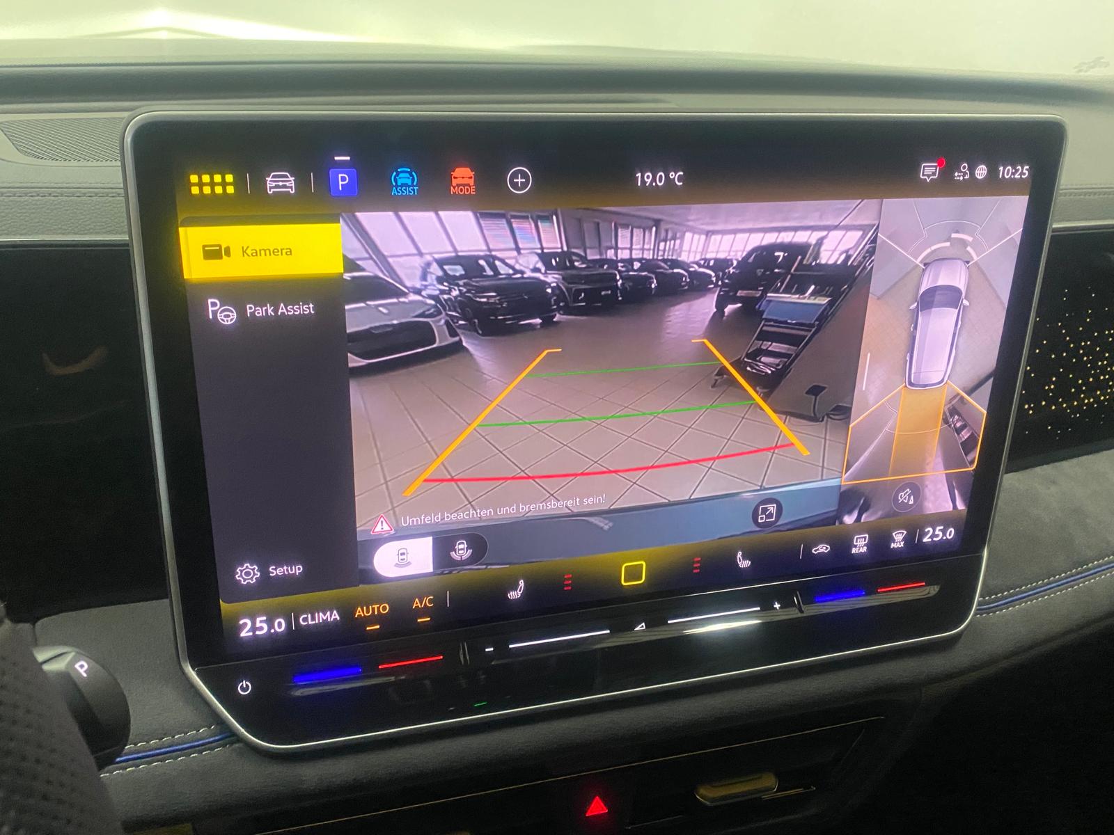 VW Tiguan 2.0 TSI DSG R-Line 4Motion-image-12