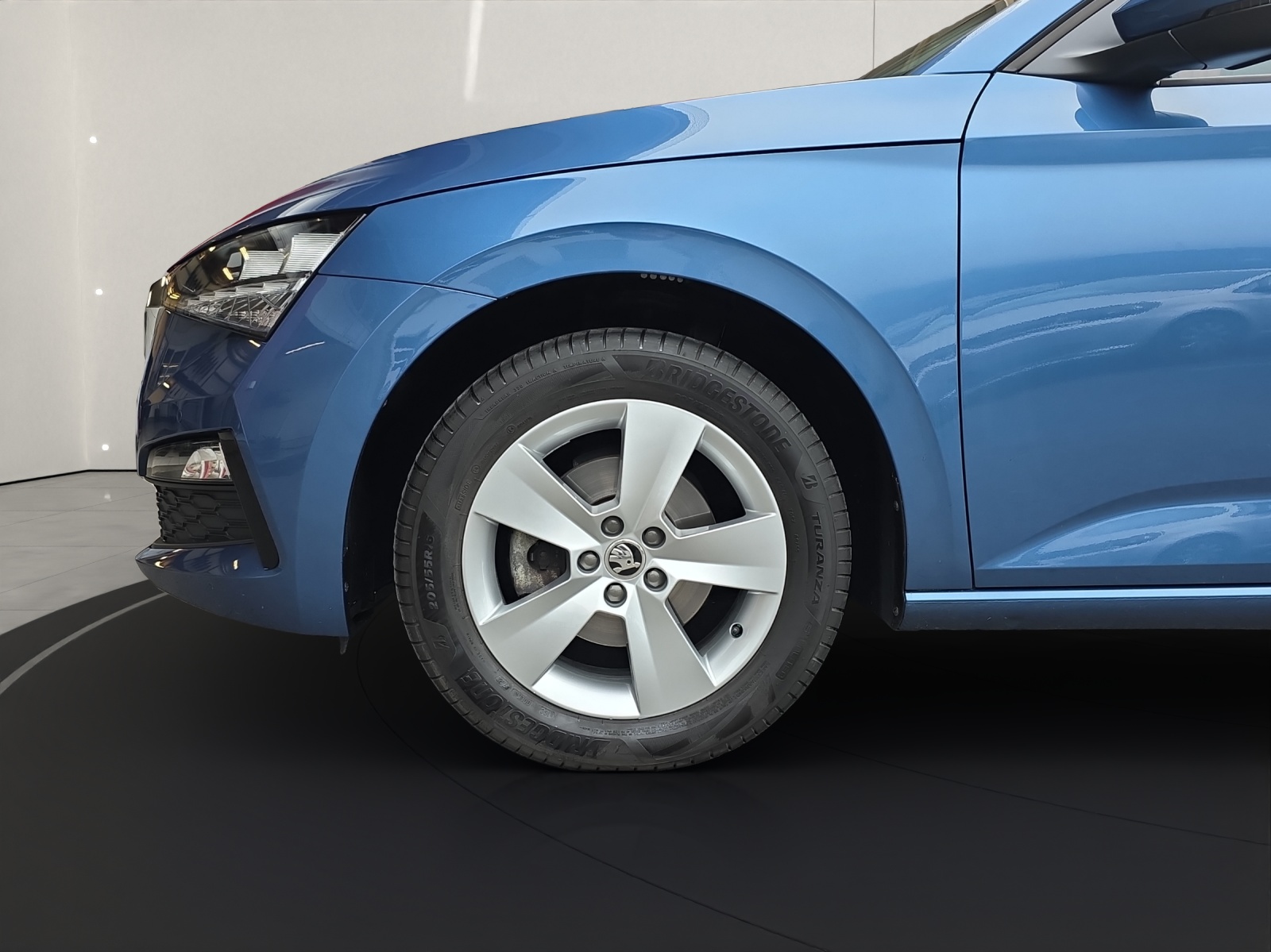SKODA Scala 1.0 TSI 115 Ambition DSG-image-3