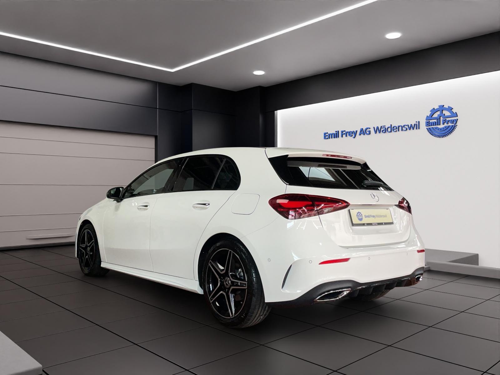 MERCEDES-BENZ A 180 Night Star AMG Line-image-3