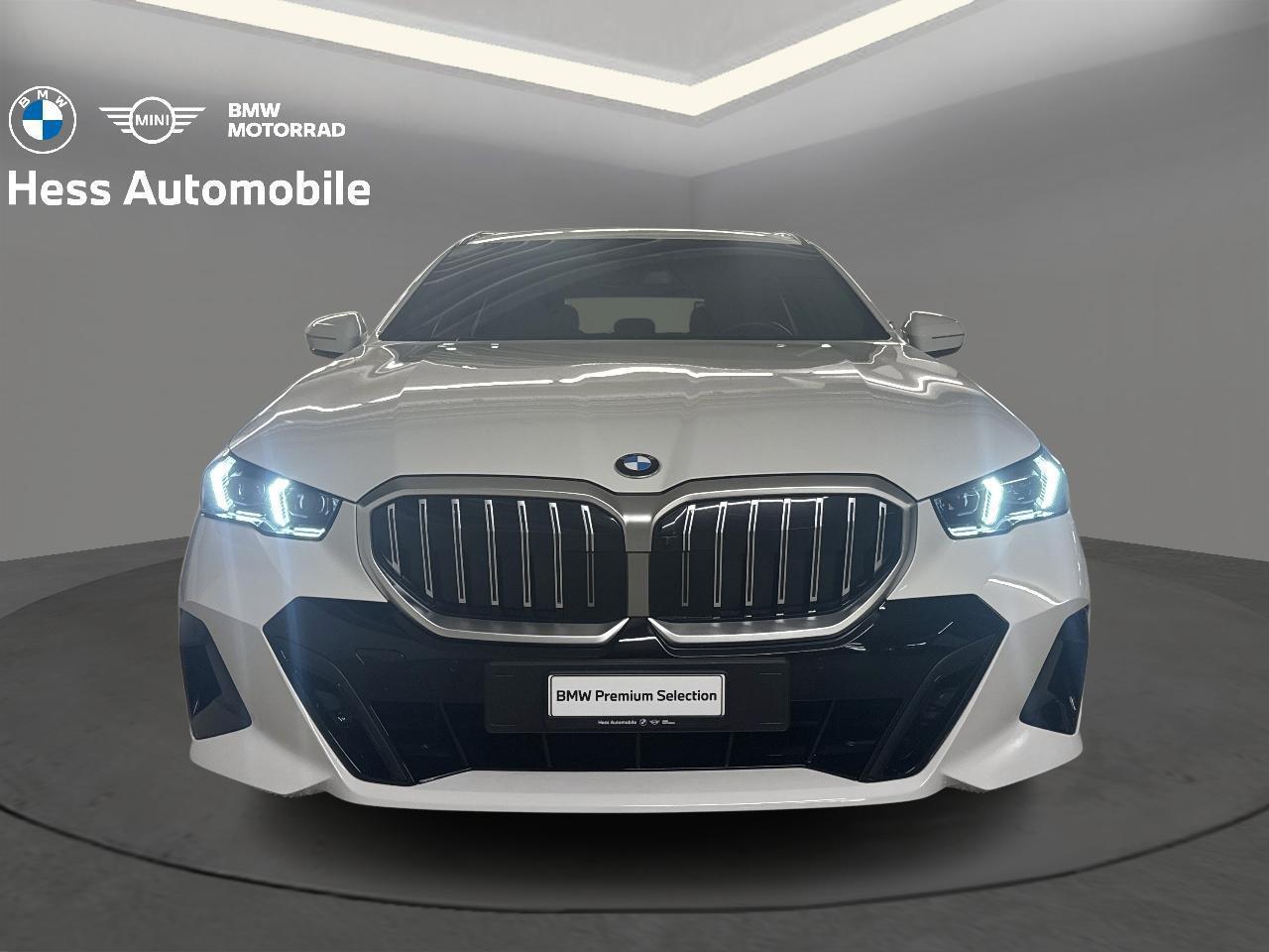 BMW 520d xDrive Touring M Sport-image-1