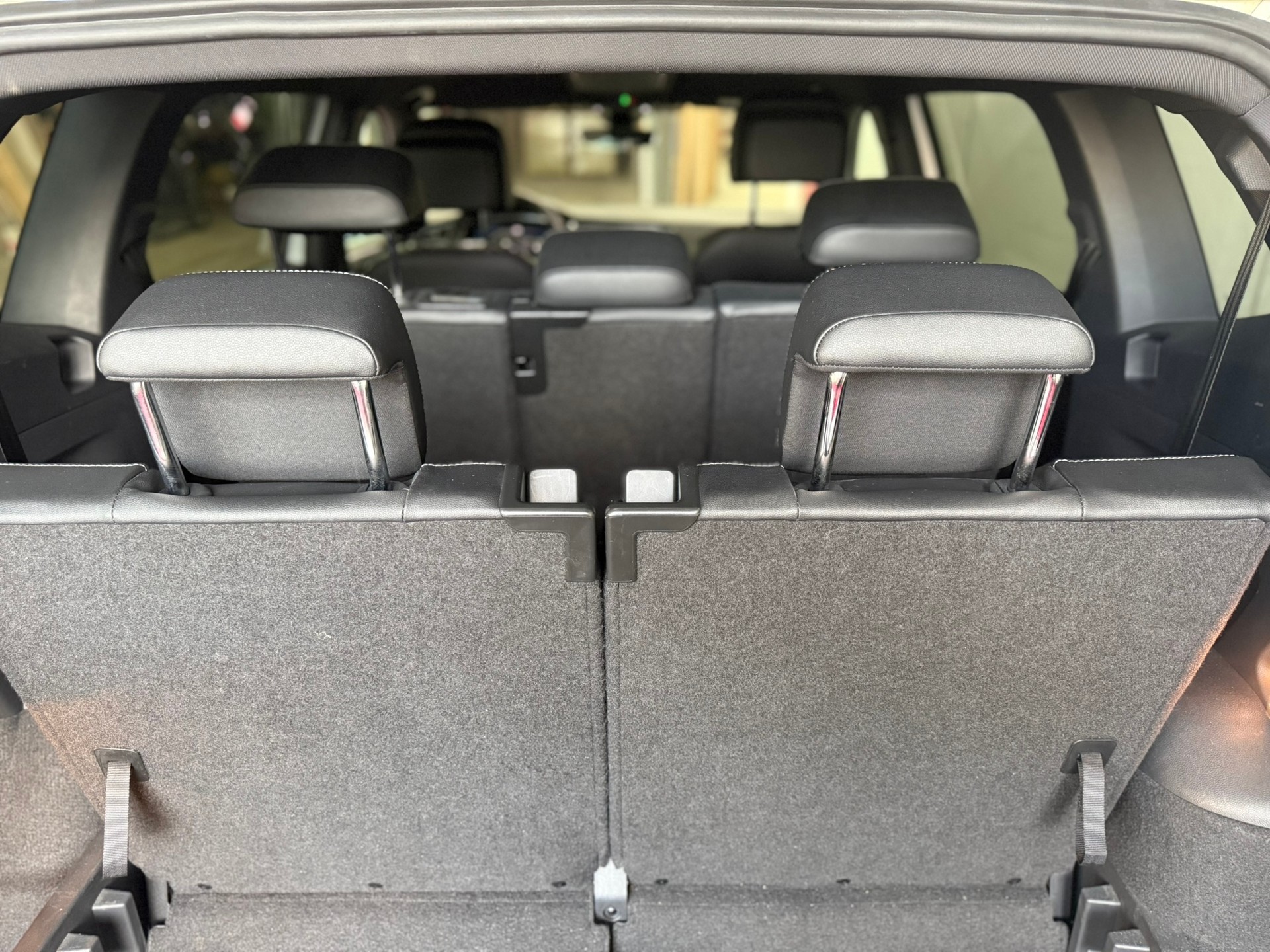 VW Tiguan Allspace 2.0 TDI SCR Highline 4Motion DSG-image-15