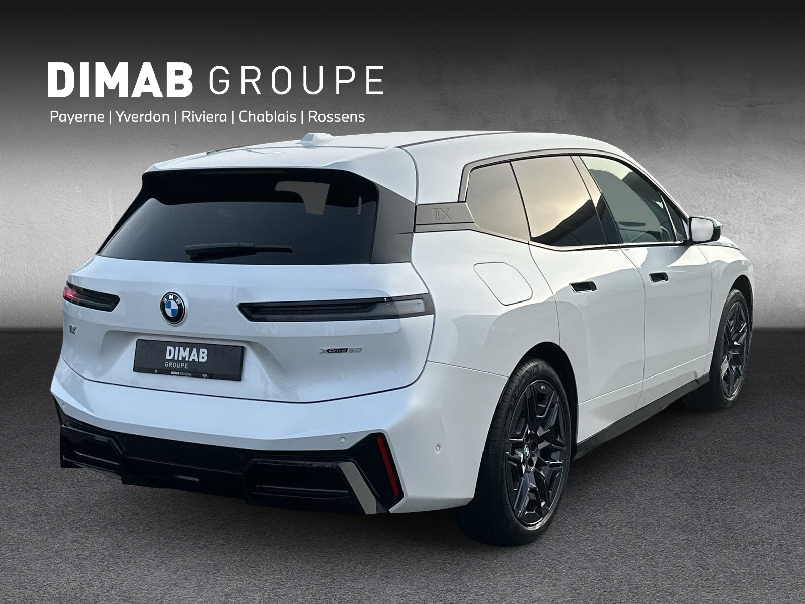 BMW iX xDrive60 M Sport Pro **Action de leasing à 0.9%**-image-4
