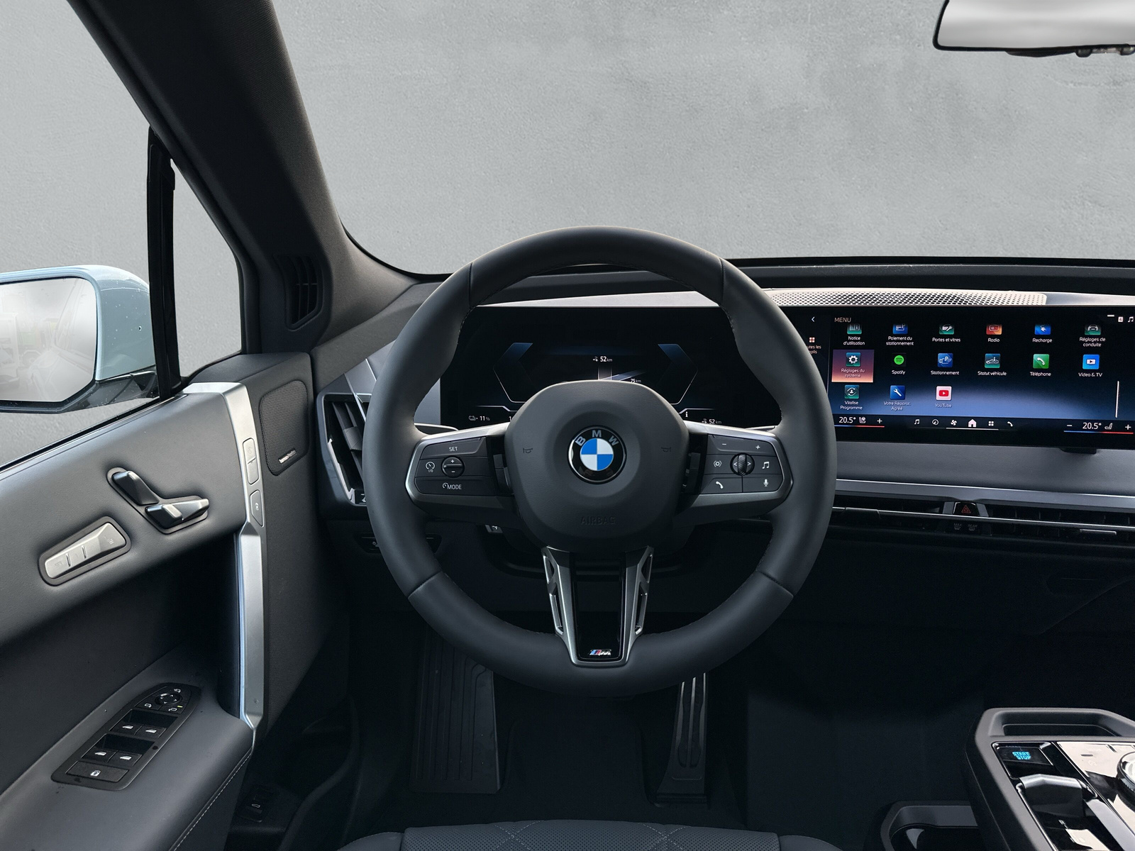 BMW iX xDrive60 M Sport Pro **Action de leasing à 0.9%**-image-15