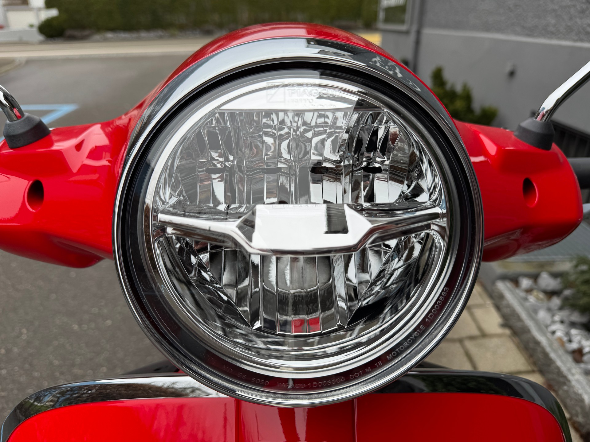 PIAGGIO Vespa GTS 125 Super RST Euro 5+-image-7
