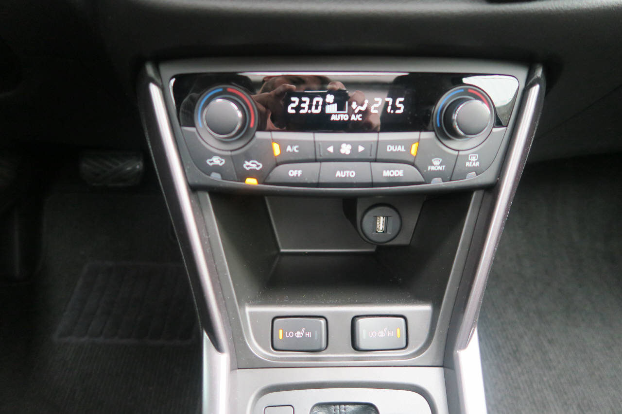 SUZUKI S-Cross 1.4 T Sakura Top Hybrid 4x4-image-12