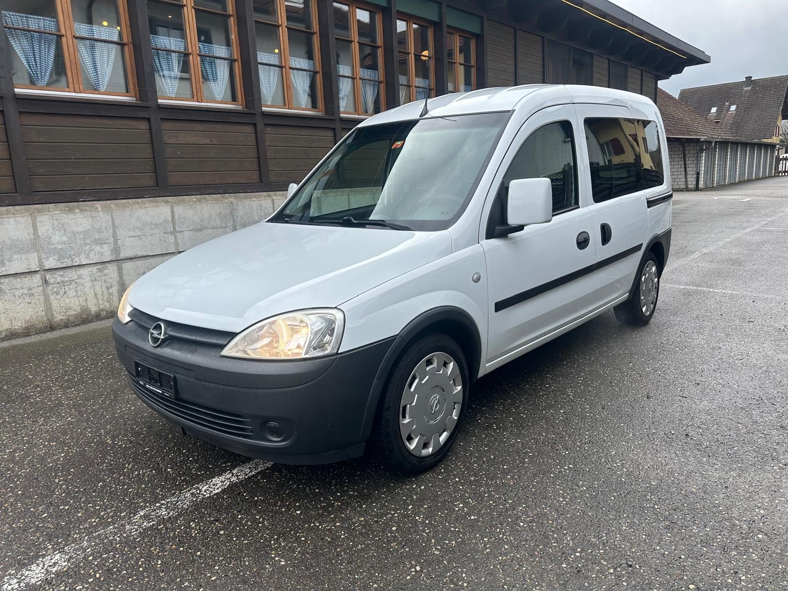 OPEL Combo Van 1.6 CNG ecoFlex Comfort-showroom-element-1