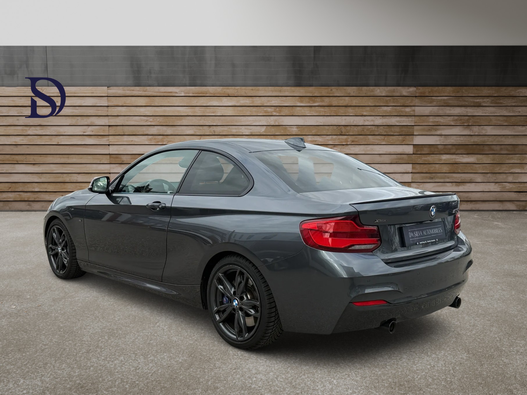 BMW M240i xDrive Steptronic-image-5