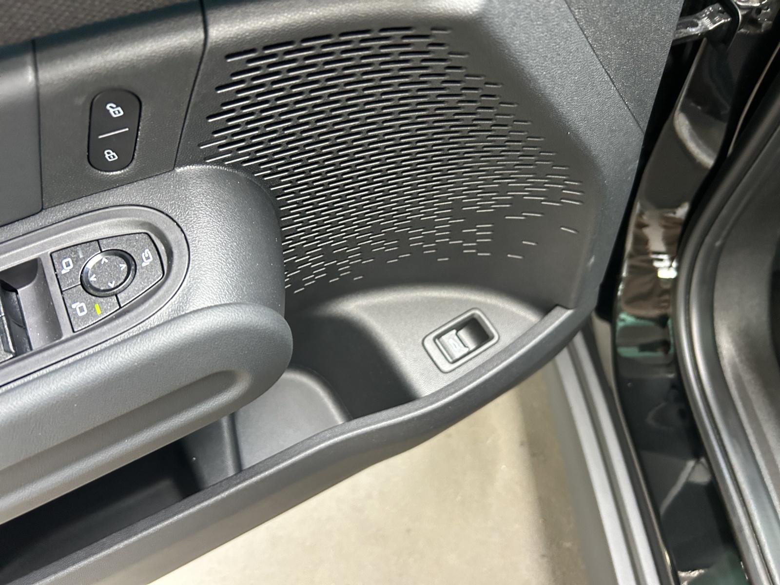 MINI Countryman U25 E-image-16