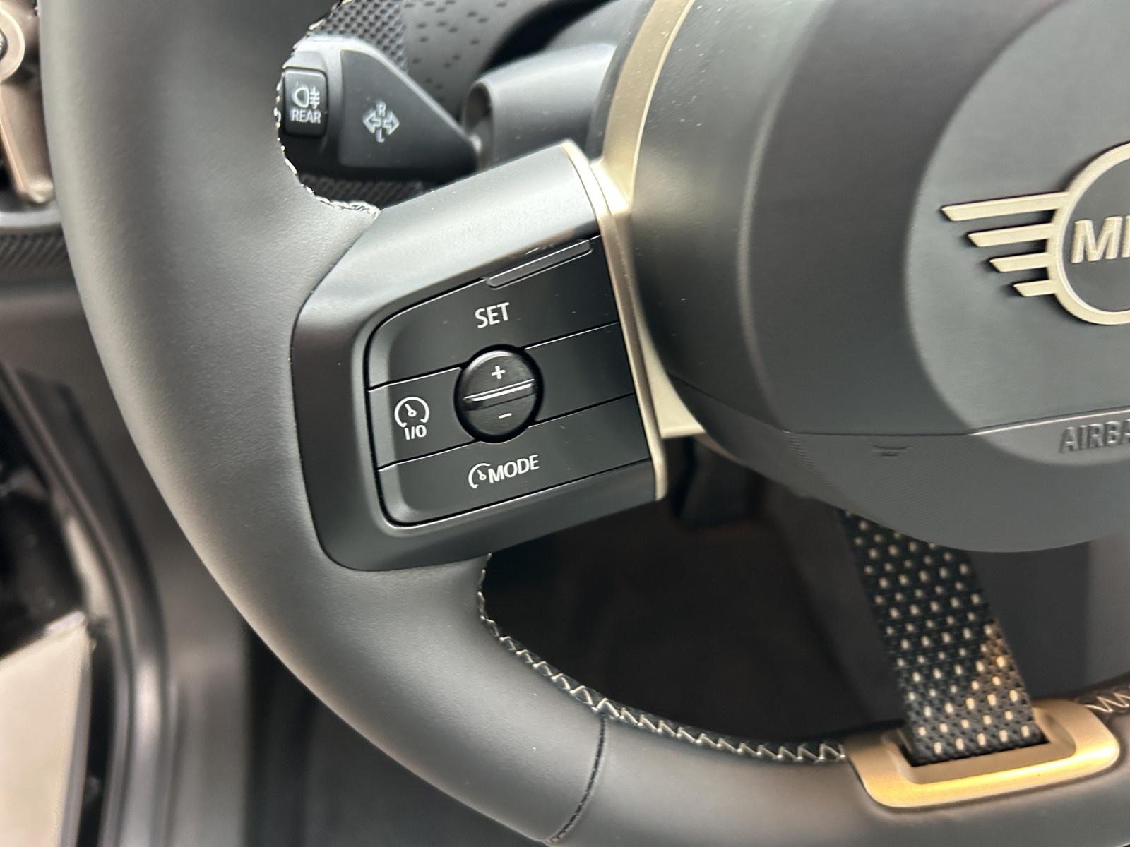MINI Countryman U25 E-image-18