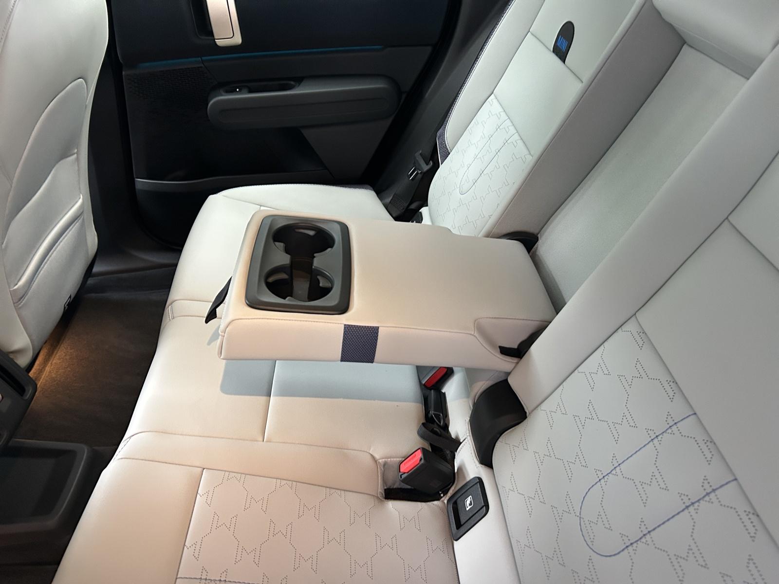 MINI Countryman U25 E-image-23
