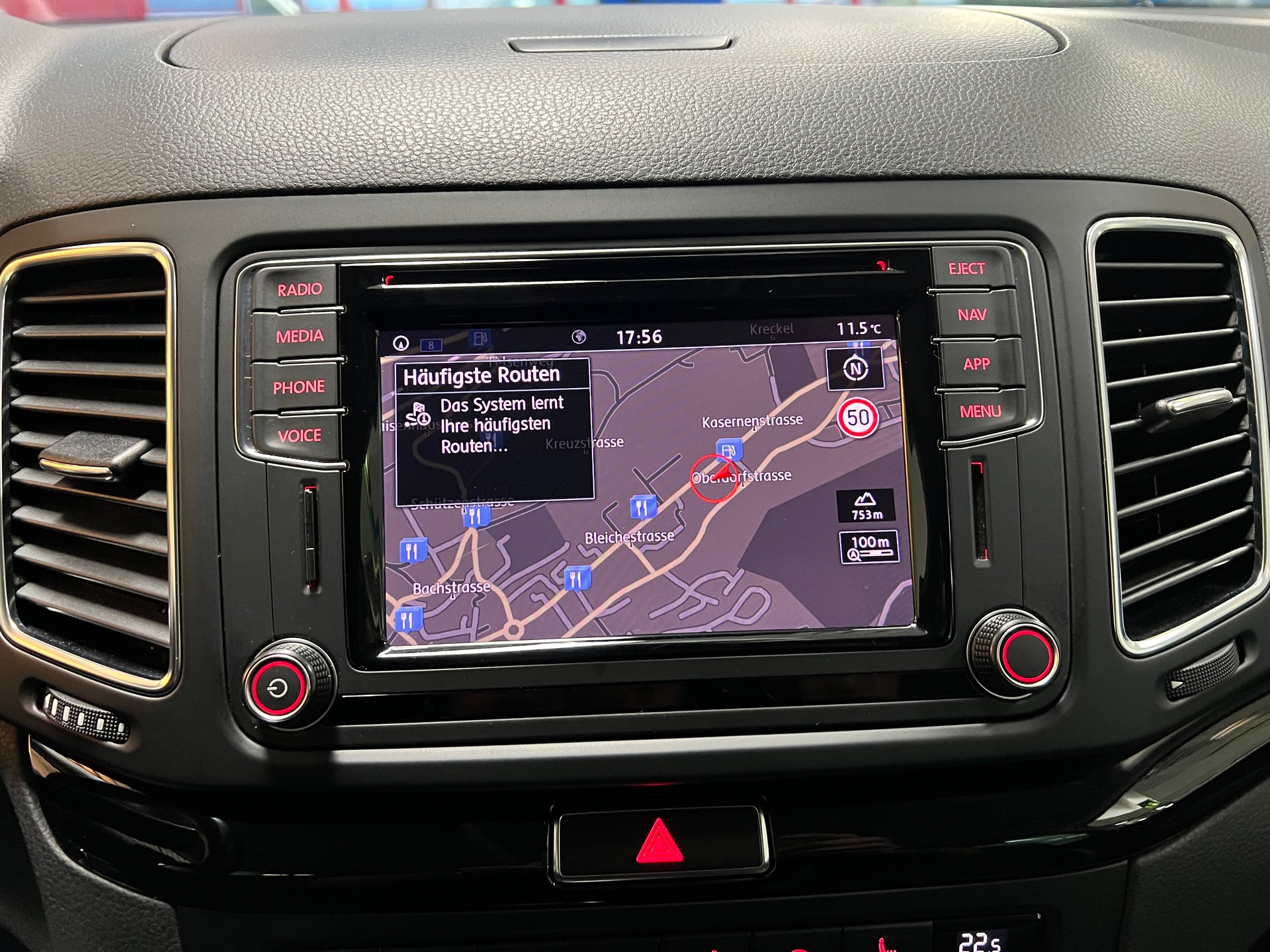 VW Sharan 2.0 TDI BMT Highline 4Motion DSG-image-18