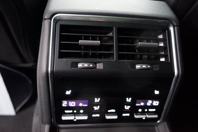PORSCHE Panamera 4S E-Hybrid Sport Turismo-image-15