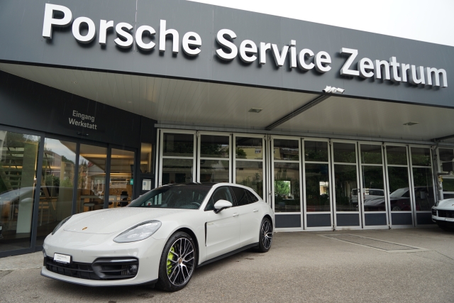 PORSCHE Panamera 4S E-Hybrid Sport Turismo-image-0