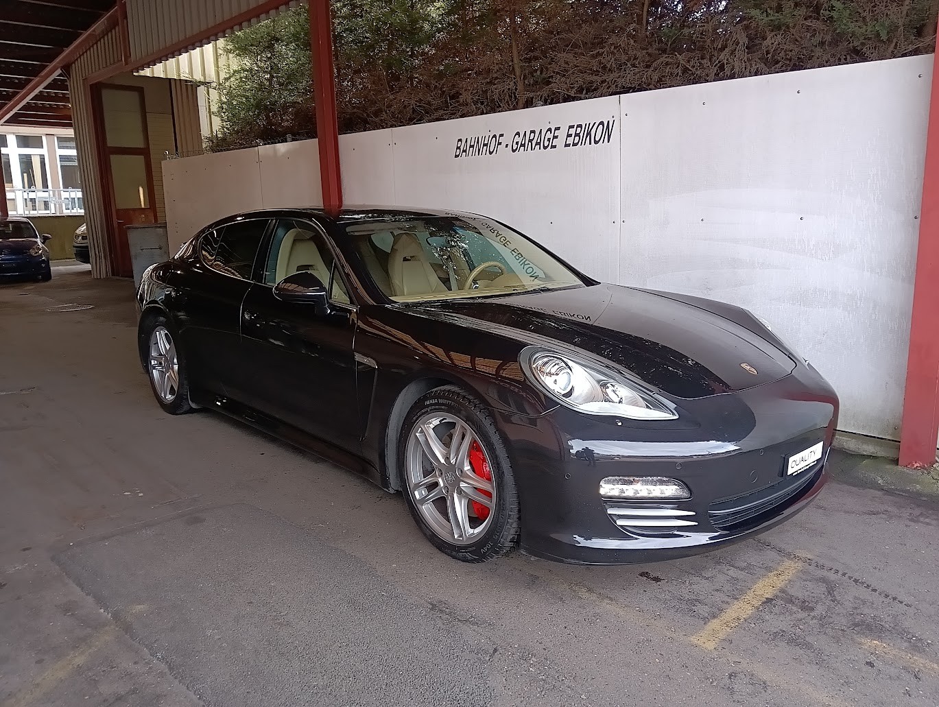 Car photo