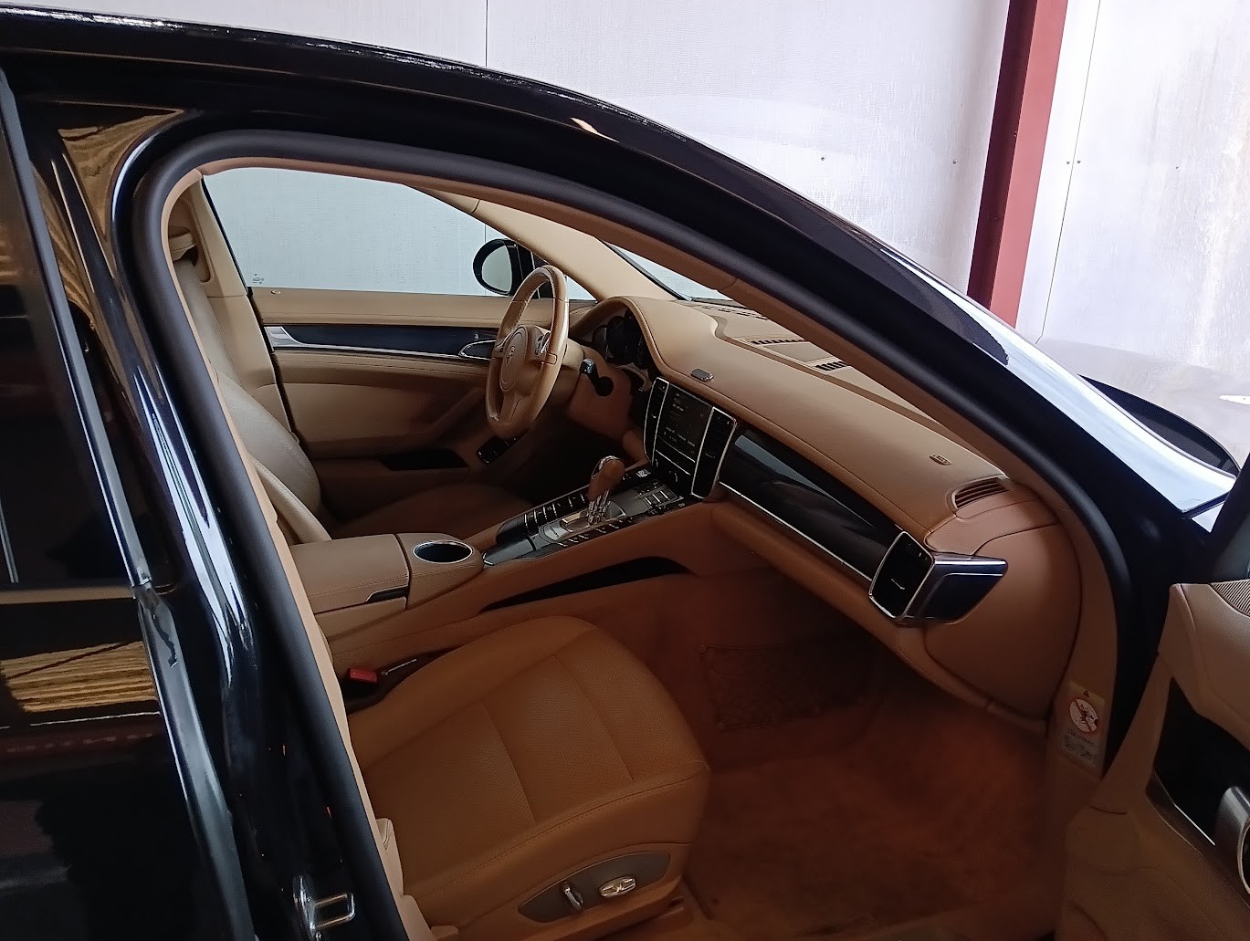 PORSCHE Panamera 4 3.6 PDK-image-8