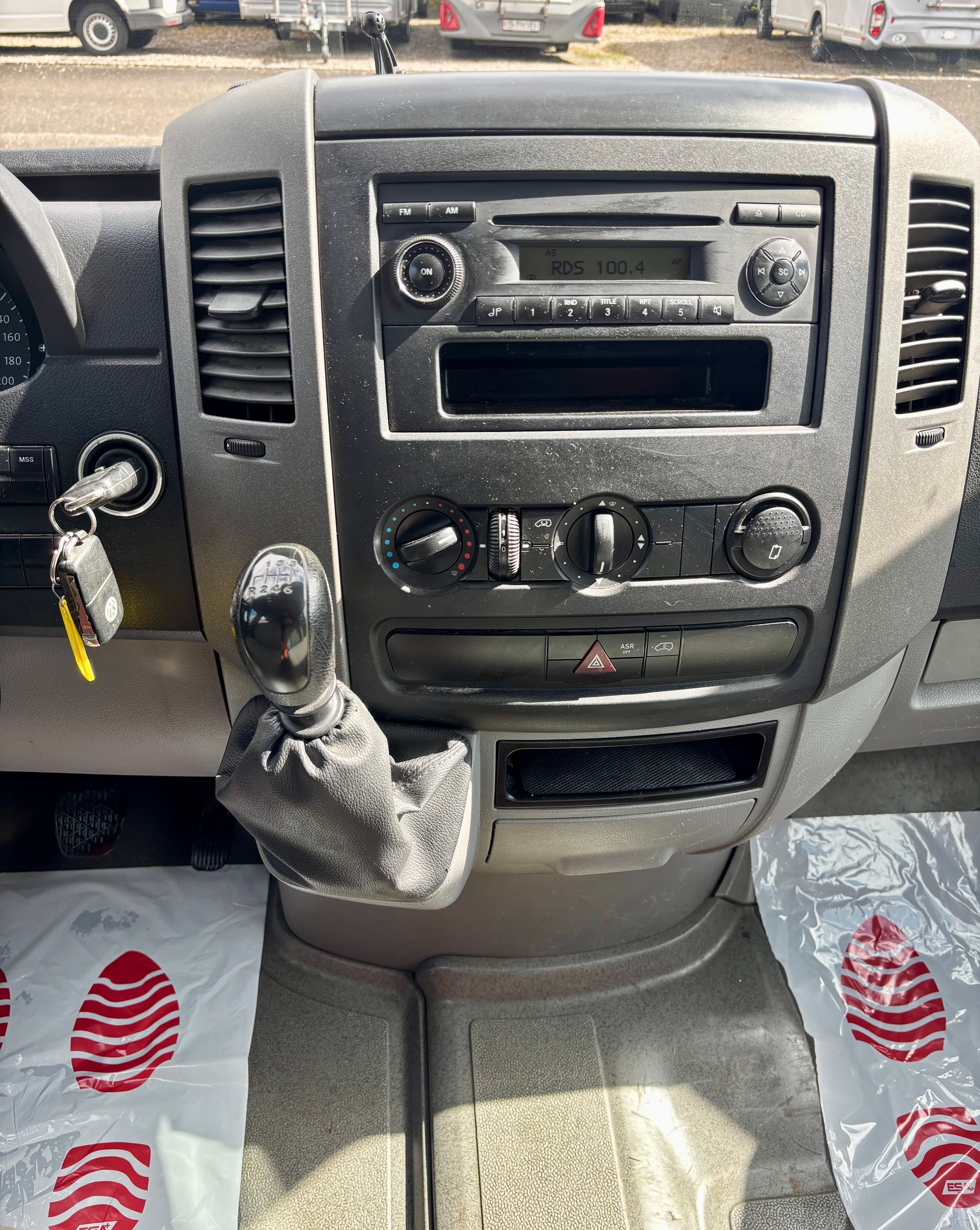 VW Crafter 35 2.5 BlueTDI 164 PS-image-9