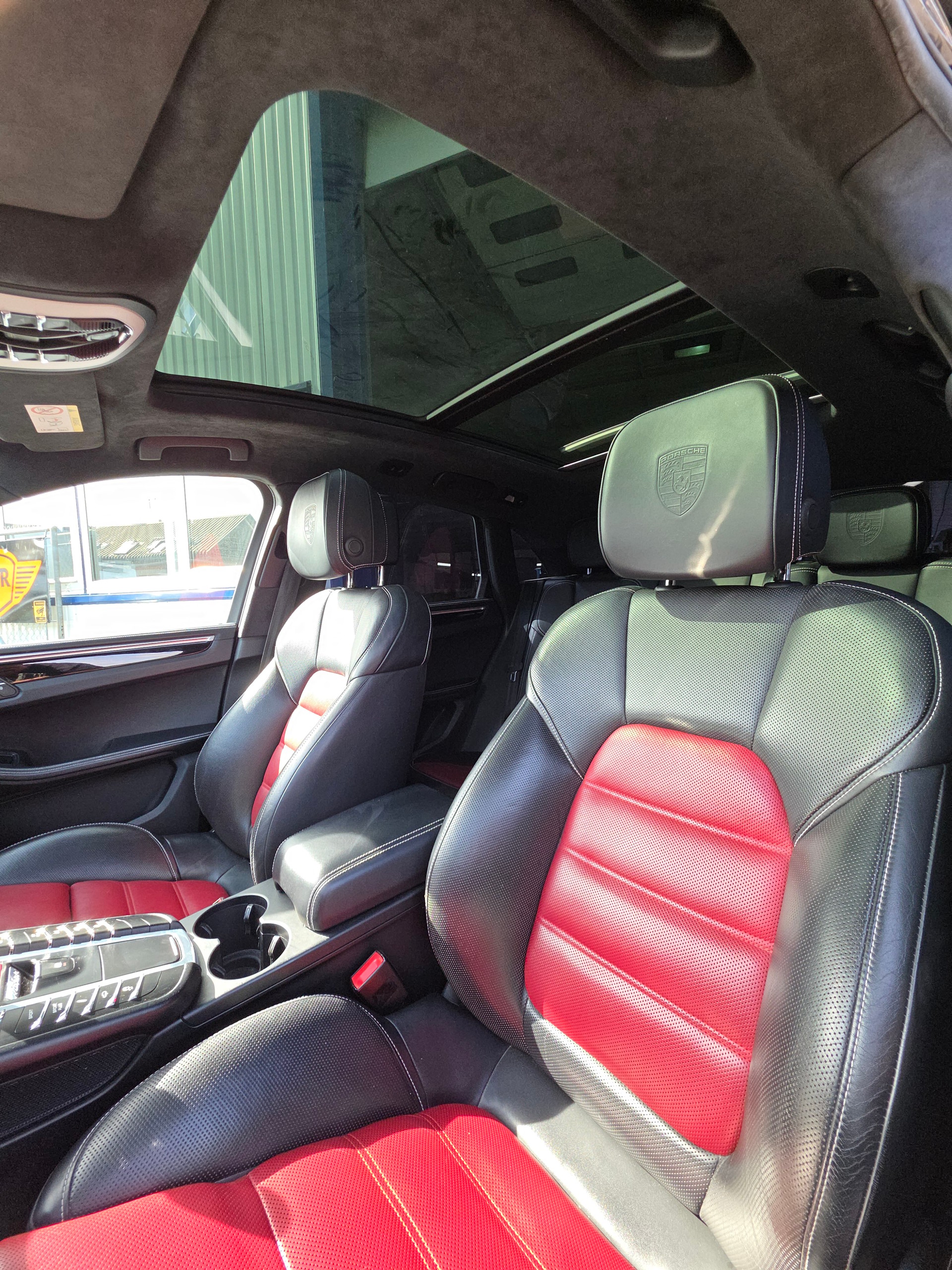 PORSCHE Macan Turbo Exclusive Performance Edition PDK-image-7