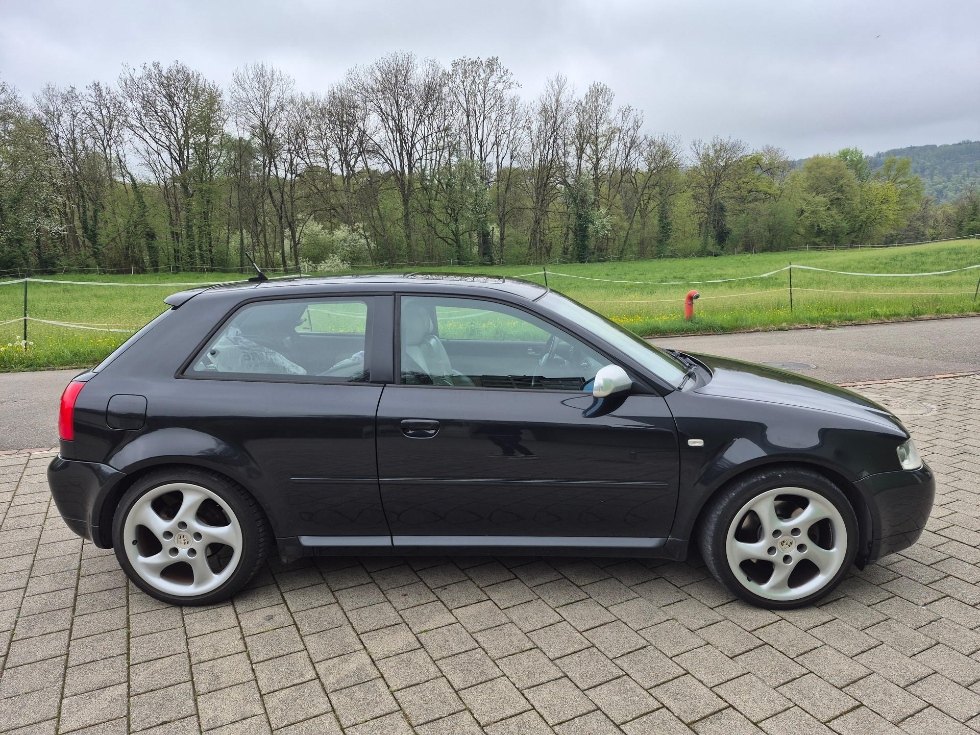 AUDI S3 quattro-image-3